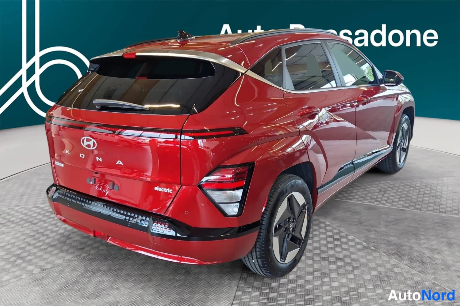 Punainen Hyundai Kona electric 2026, takaviisto, kuva 5