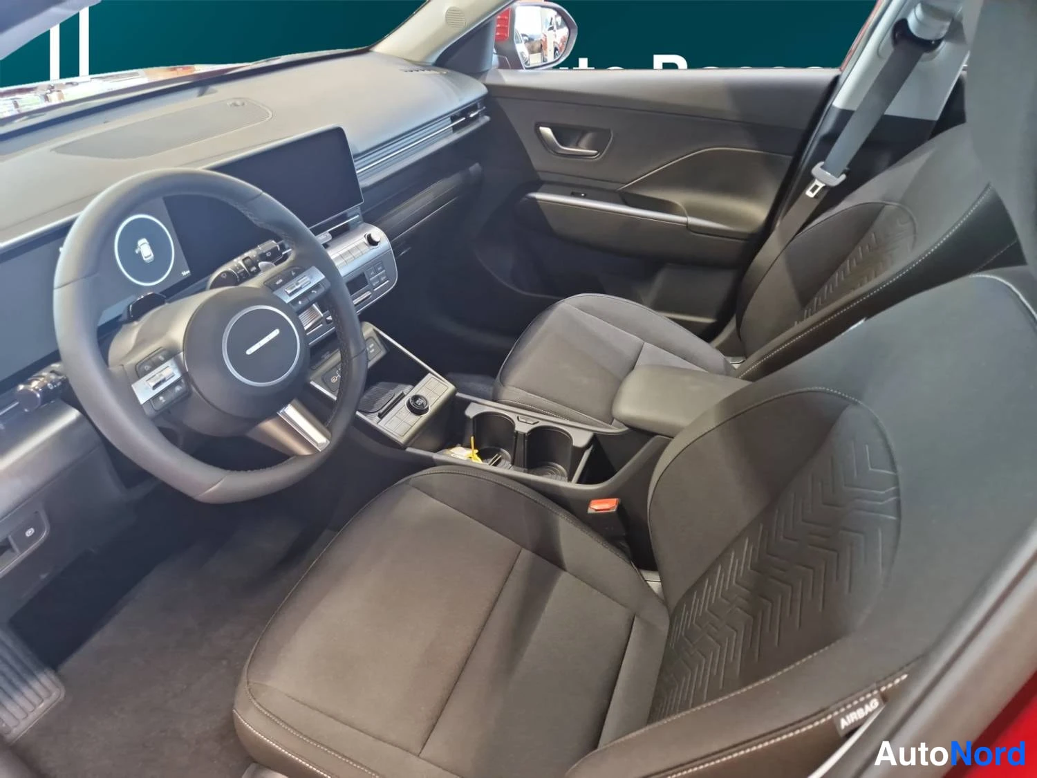 Punainen Hyundai Kona electric 2026, kuva 7