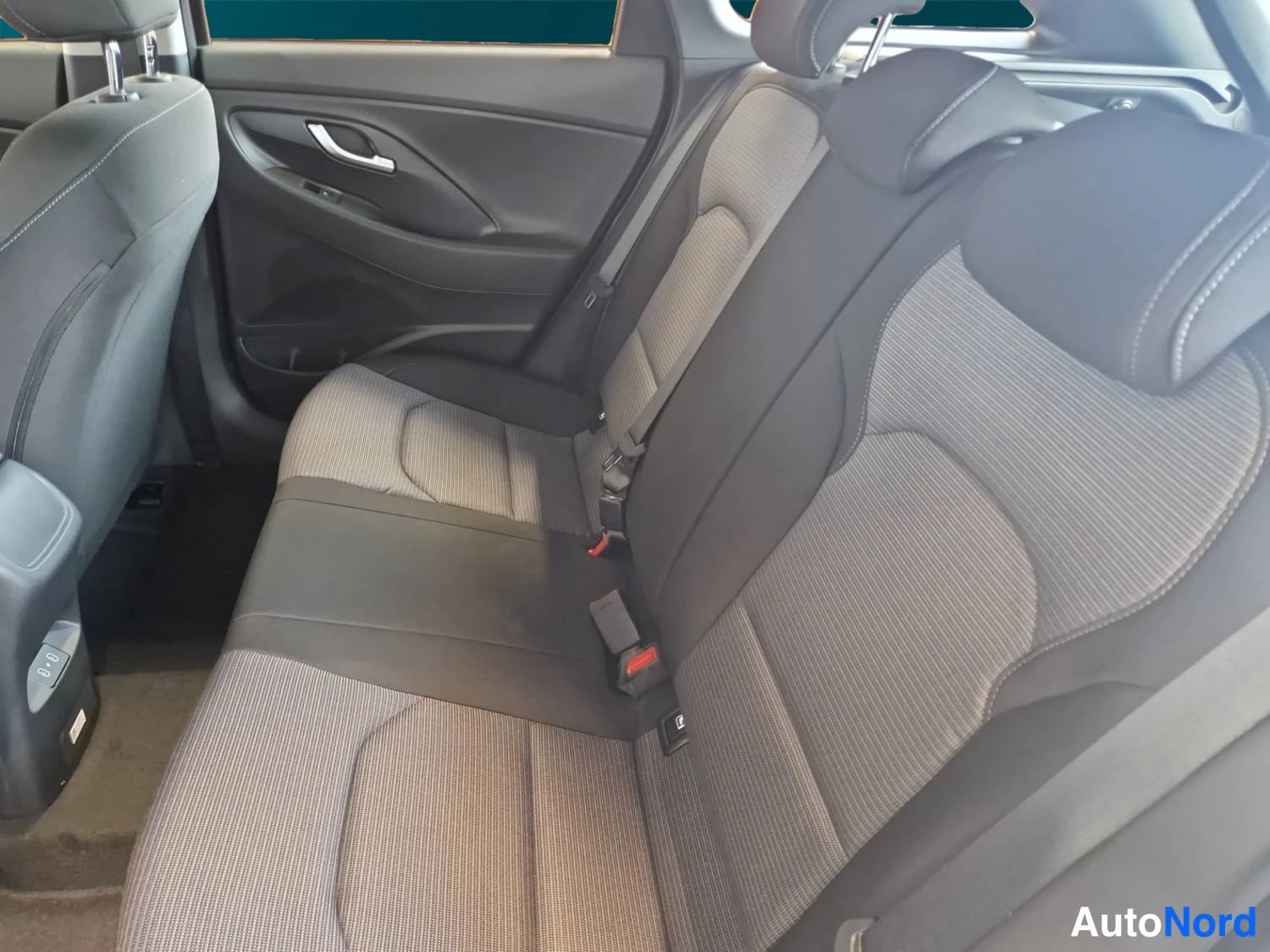 Harmaa Hyundai I30 2026, kuva 10