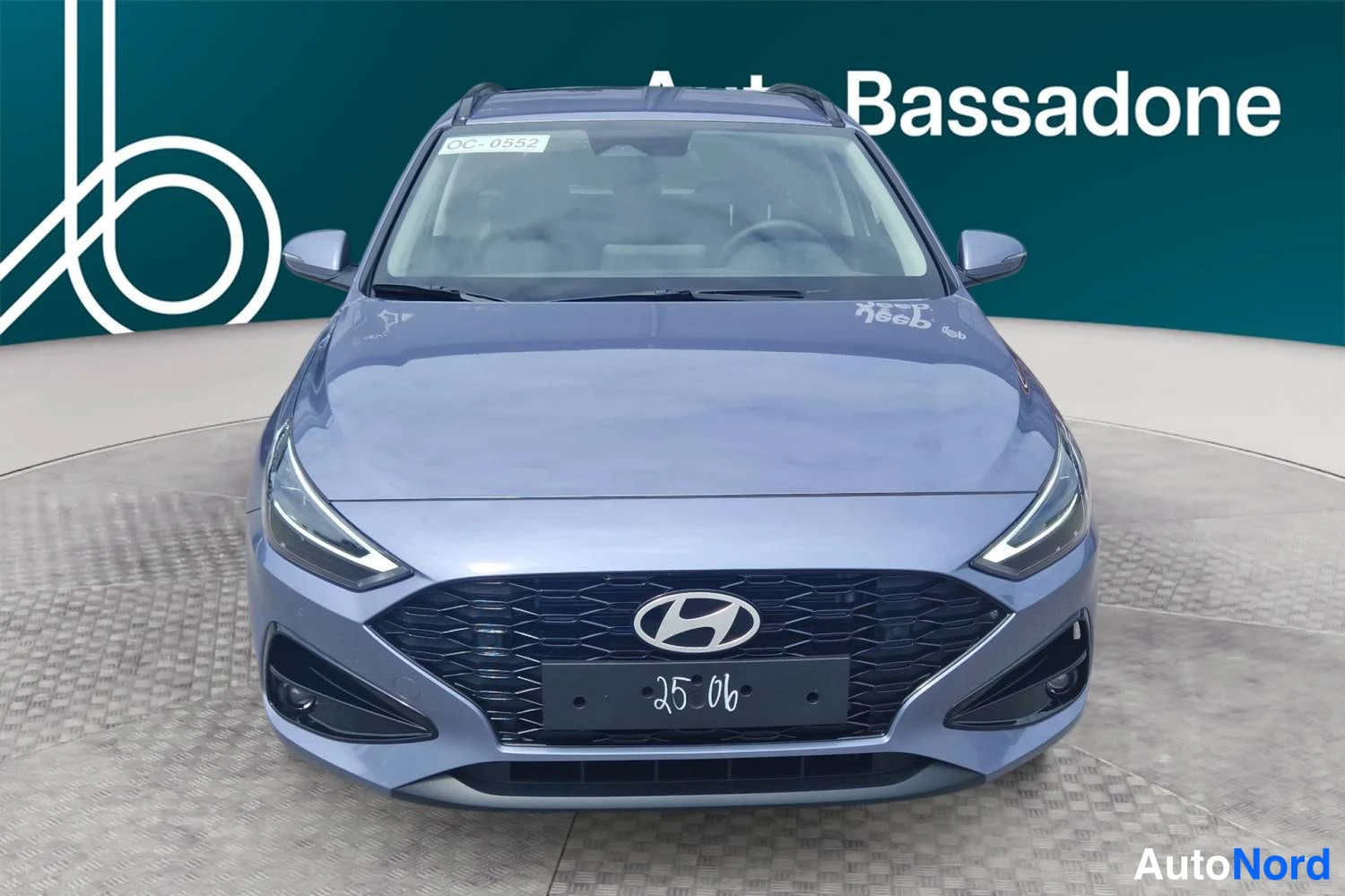 Sininen Hyundai I30 2026, edestä, kuva 3