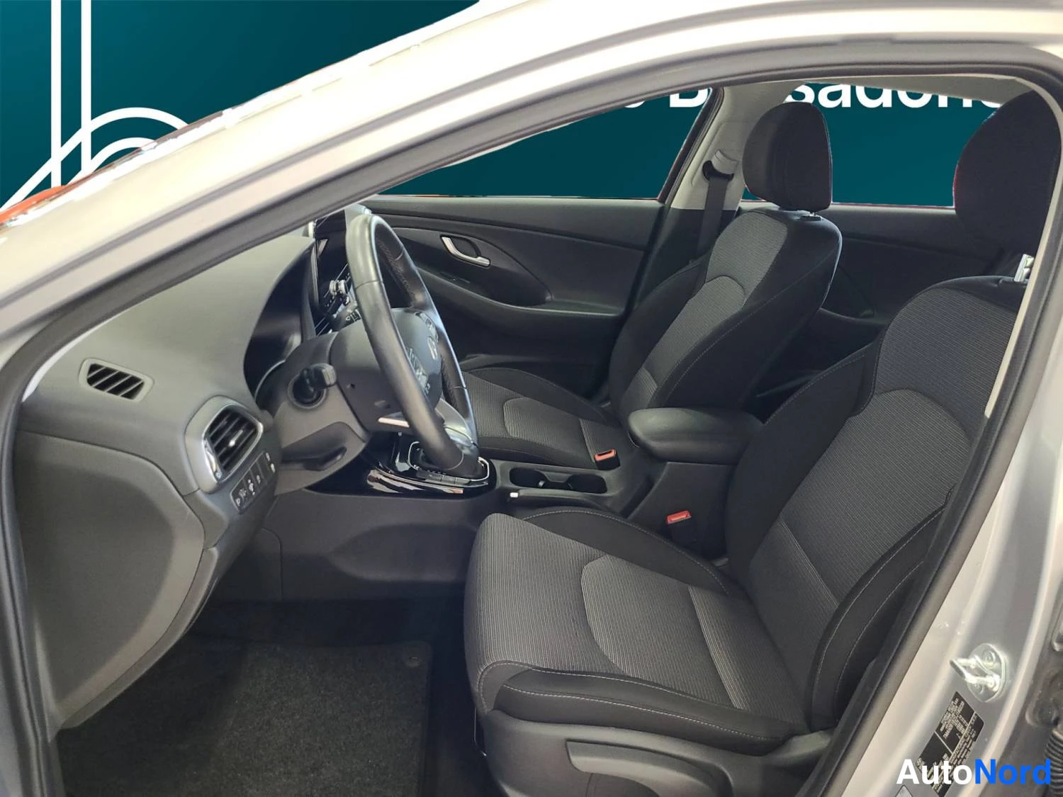 Beige Hyundai I30 2025, kuva 10