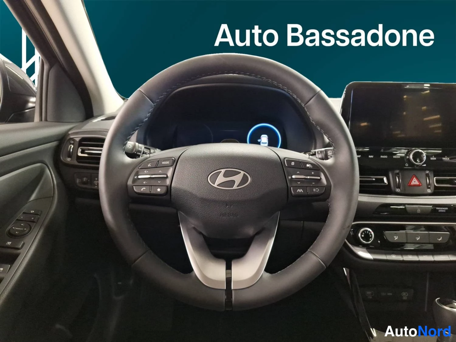 Harmaa Hyundai I30 2026, kuva 11