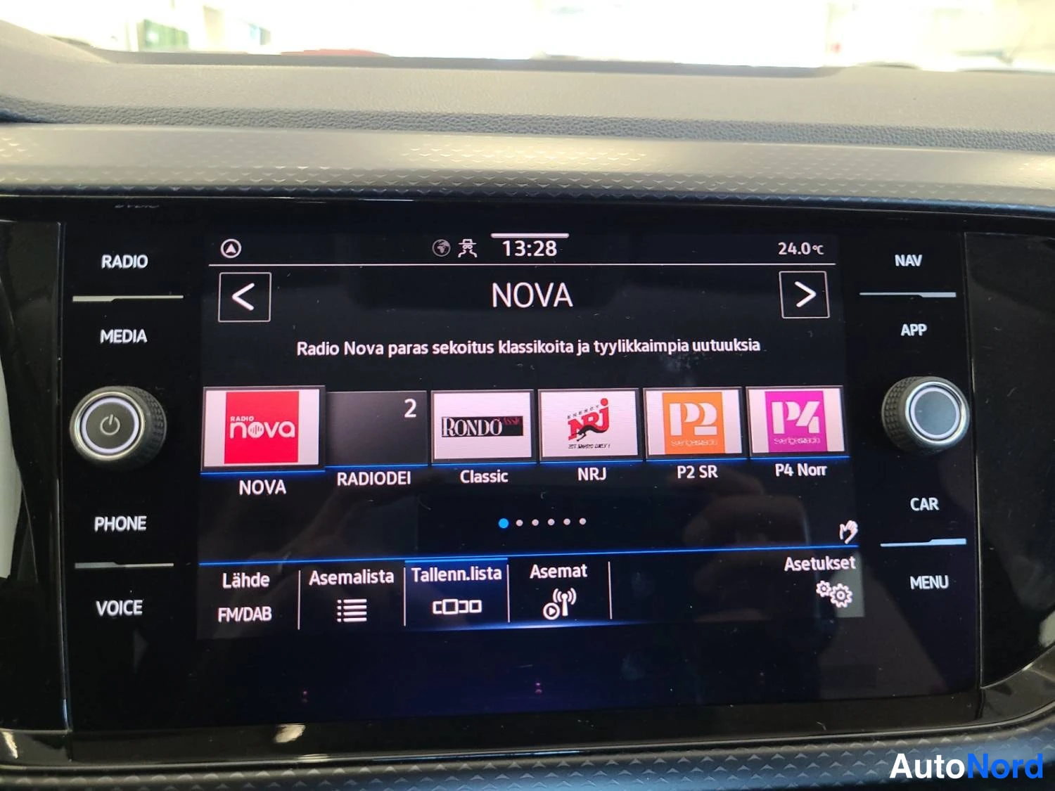 Harmaa Volkswagen T-cross 2021, kuva 25