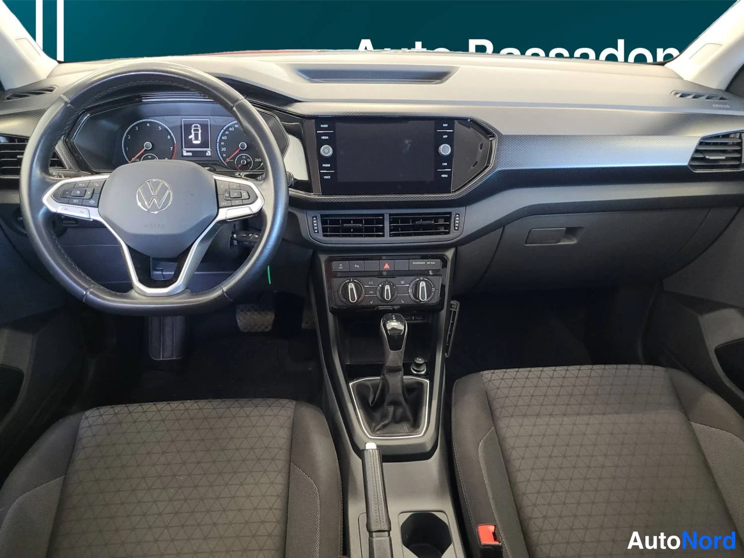 Harmaa Volkswagen T-cross 2021, kuva 10