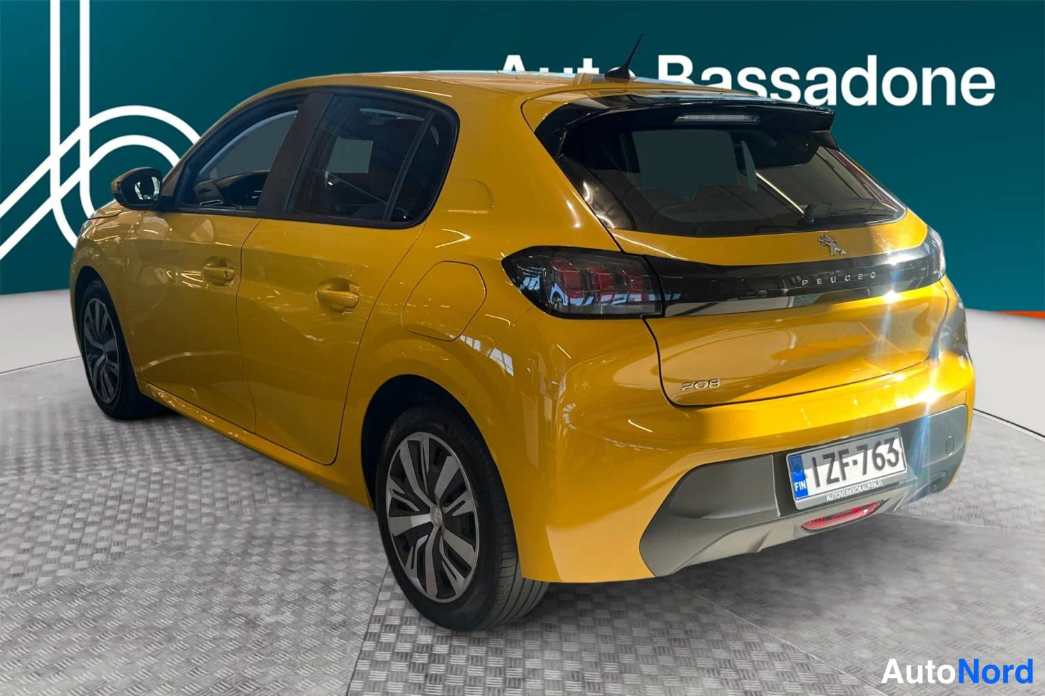 Keltainen Peugeot 208 2020, takaviisto, kuva 7