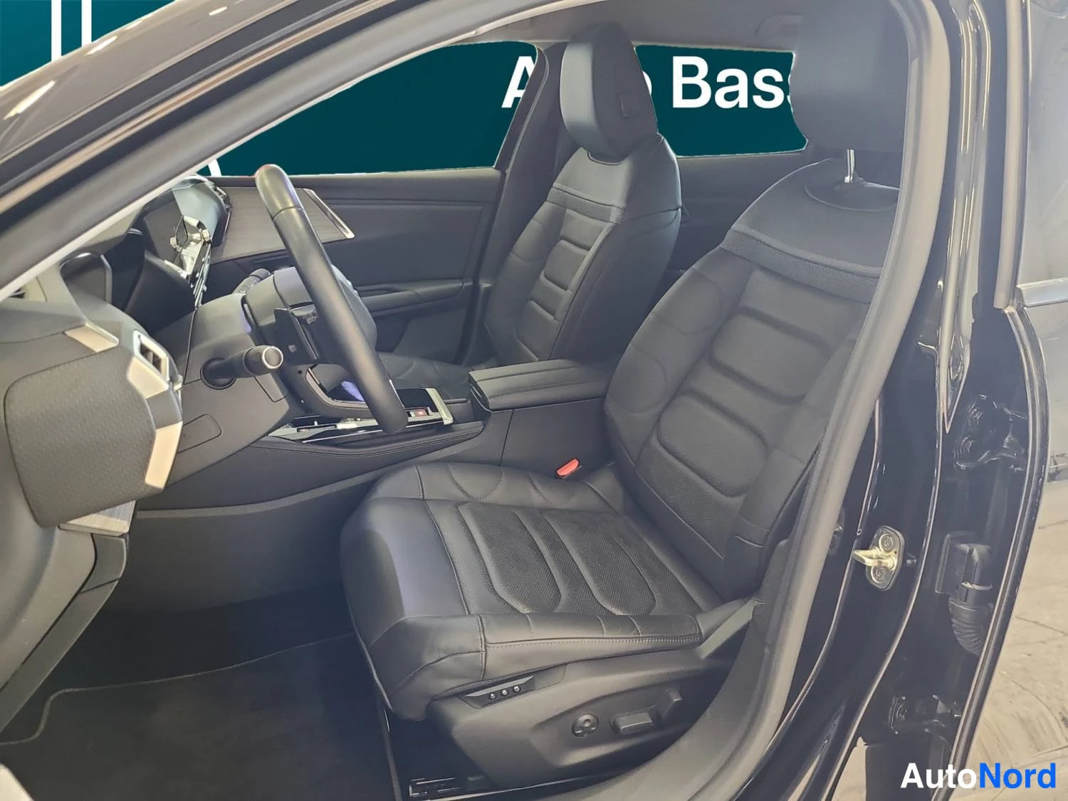 Musta Citroen C5 x 2023, kuva 10