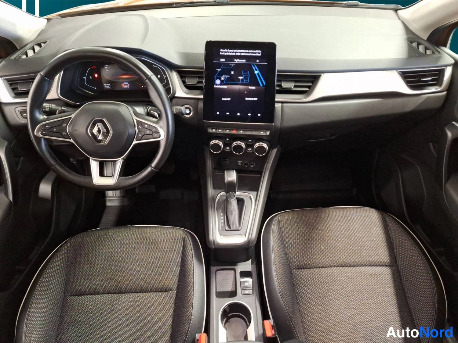 Keltainen Renault Captur 2022, kuva 11