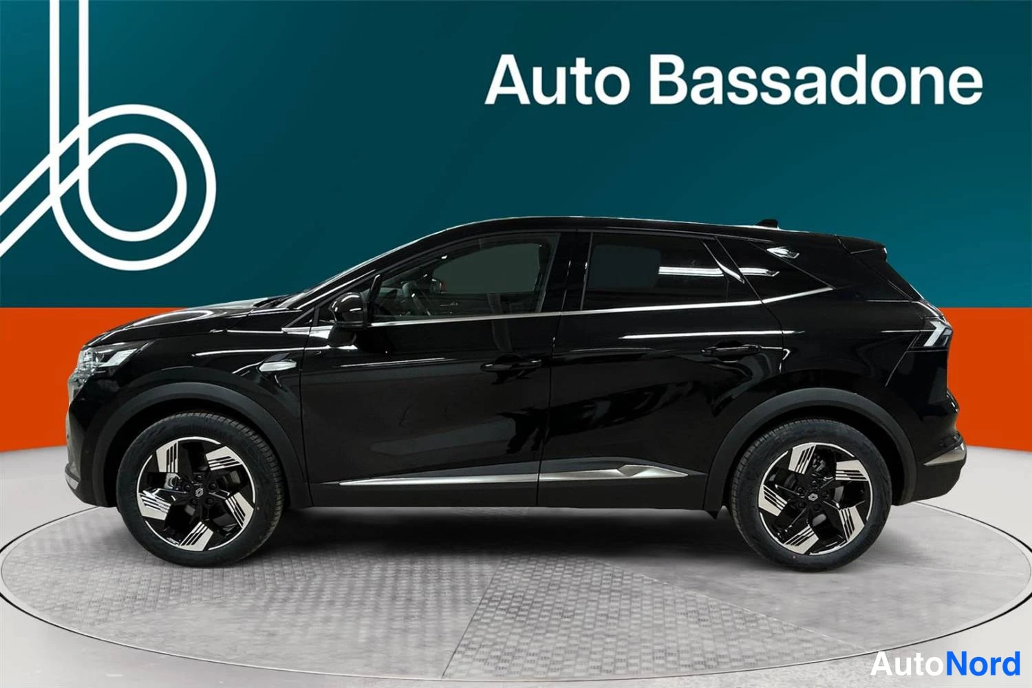 Musta Renault Symbioz 2026, sivulta, kuva 5