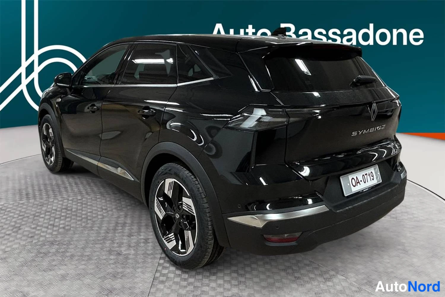 Musta Renault Symbioz 2026, takaviisto, kuva 6