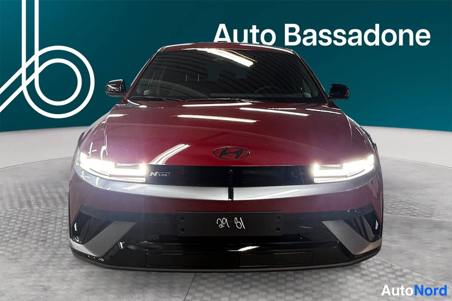 Punainen Hyundai Ioniq 5 2025, edestä, kuva 3