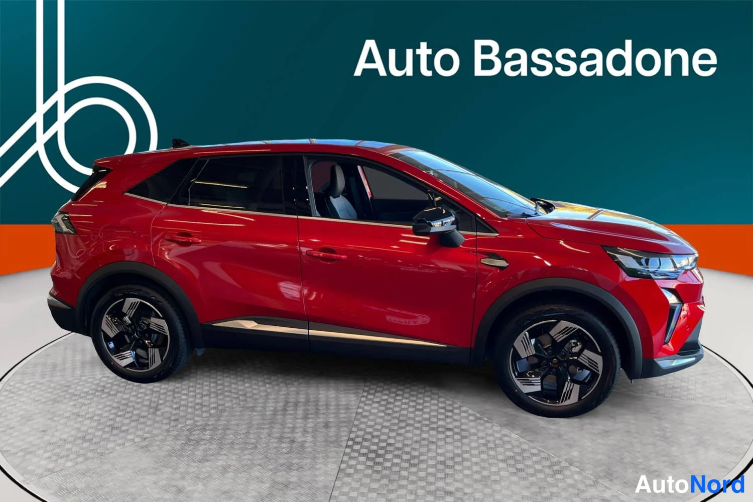 Punainen Renault Symbioz 2026, sivulta, kuva 5