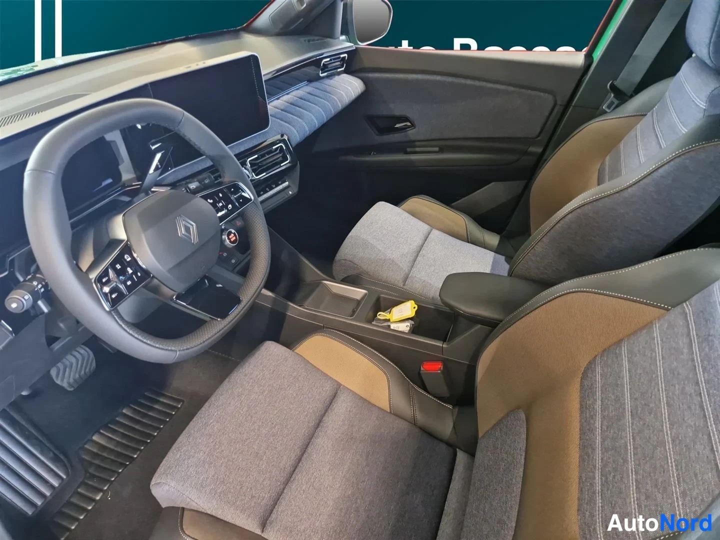 Vihreä Renault 5 E-Tech electric 2026, ohjaamo, kuva 7