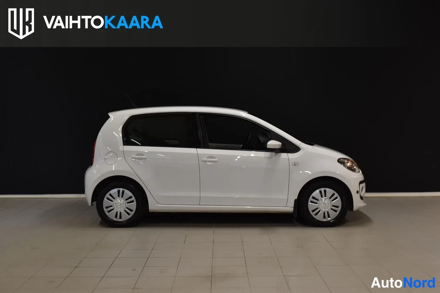 Valkoinen Volkswagen Up! 2015, sivulta, kuva 6