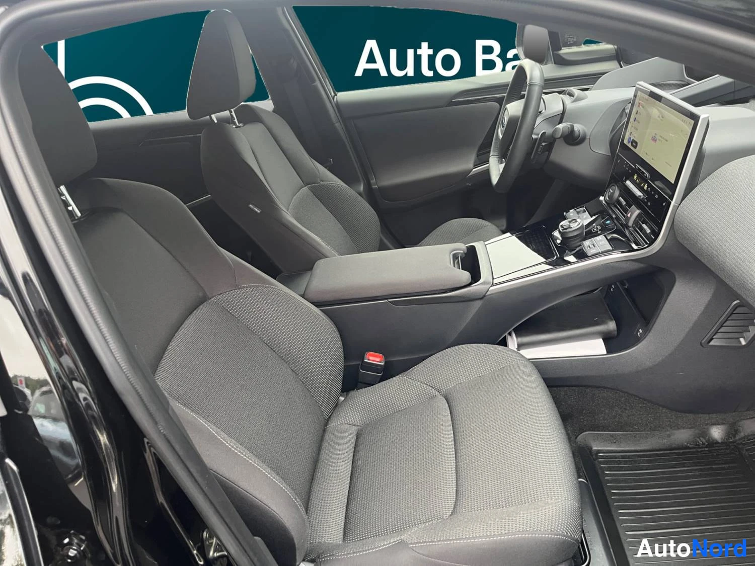 Musta Subaru Solterra 2024, kuva 18