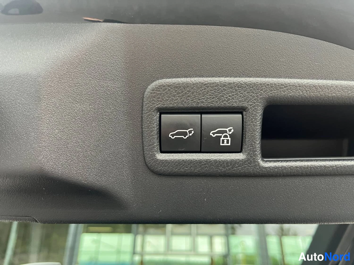 Musta Subaru Solterra 2024, kuva 15