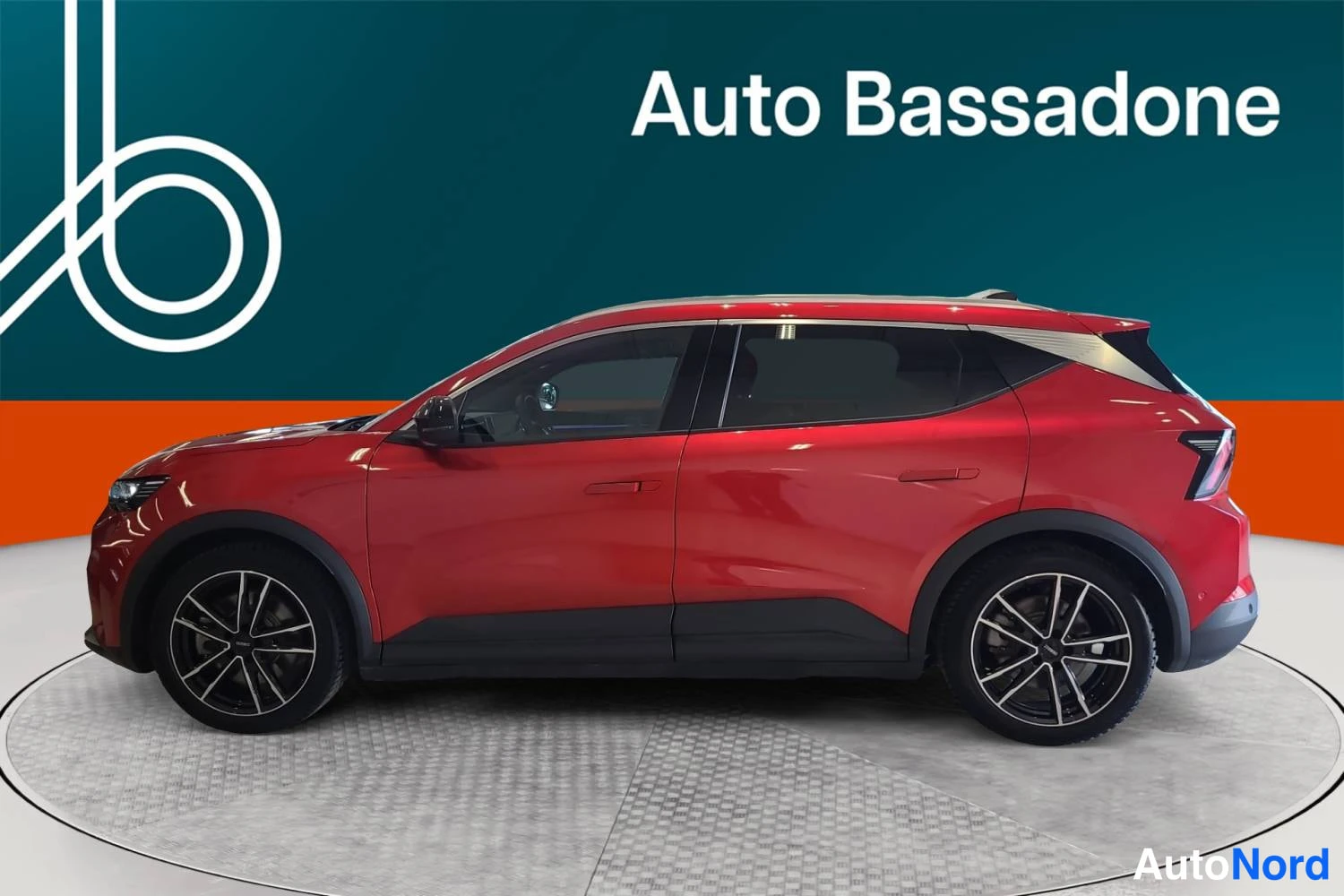 Punainen Renault Scenic E-Tech electric 2025, sivulta, kuva 7