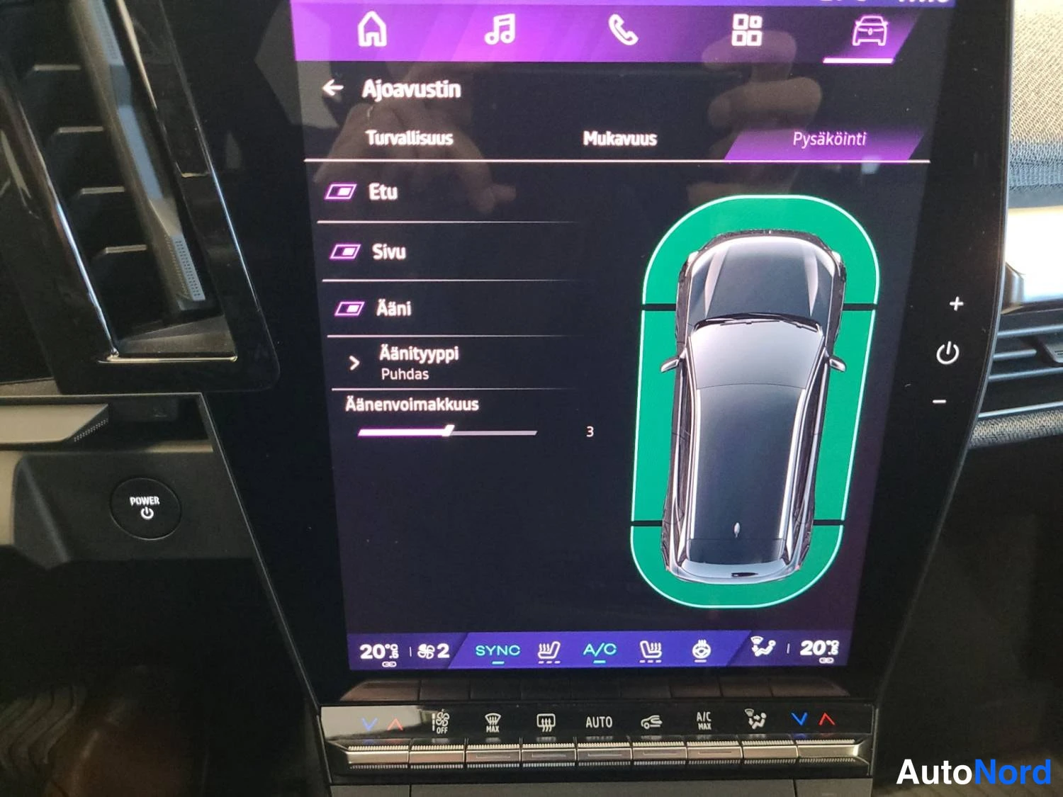 Punainen Renault Scenic E-Tech electric 2025, kuva 30