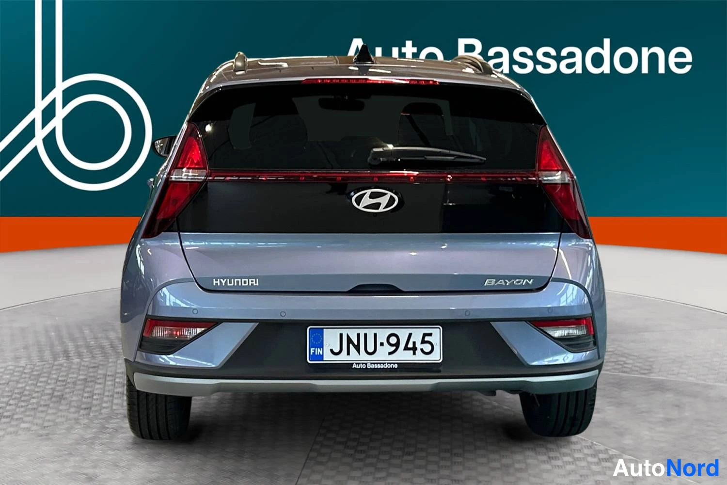 Harmaa Hyundai Bayon 2025, takaa, kuva 8