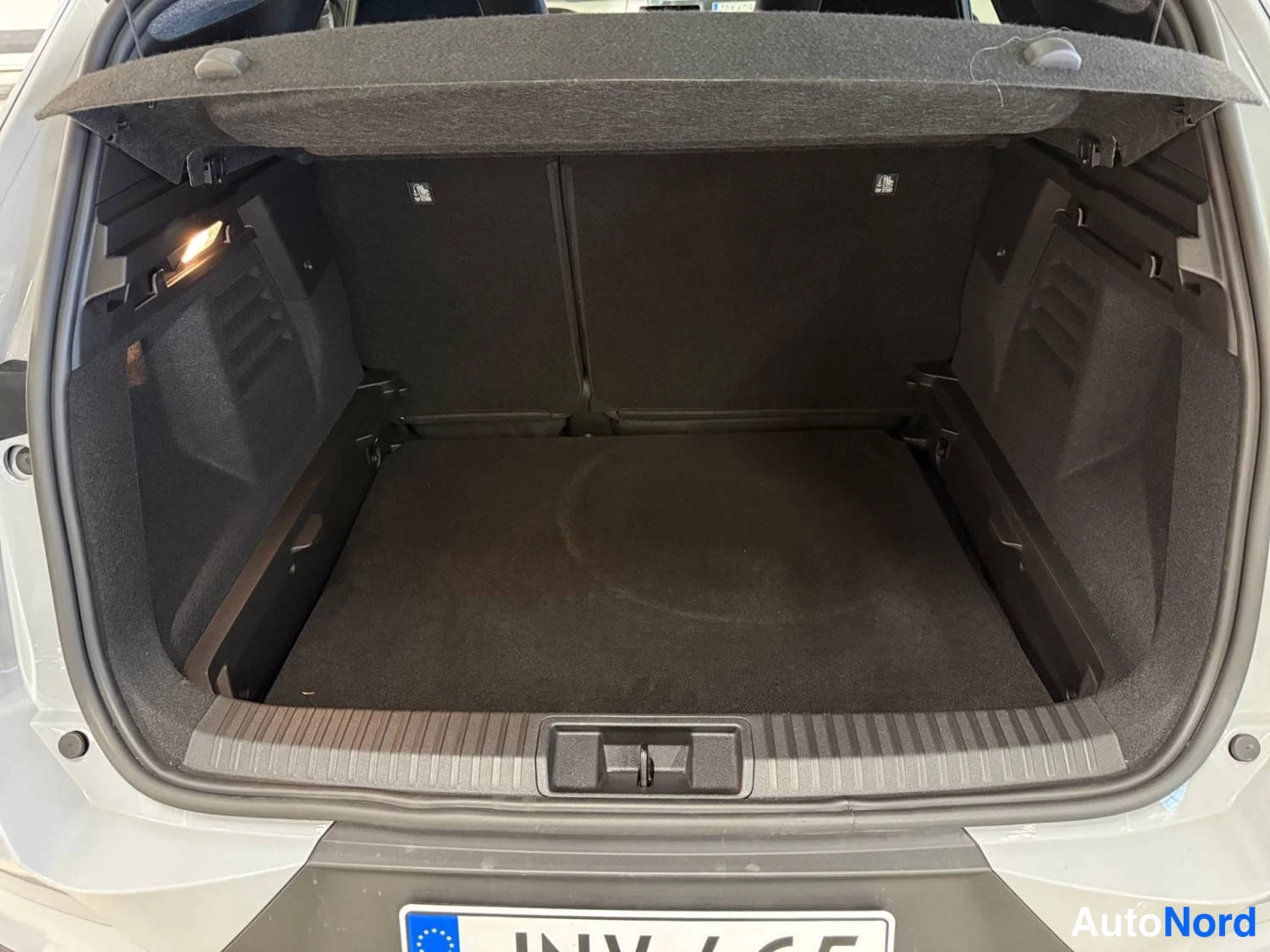 Hopea Renault Symbioz 2025, takaa, kuva 10