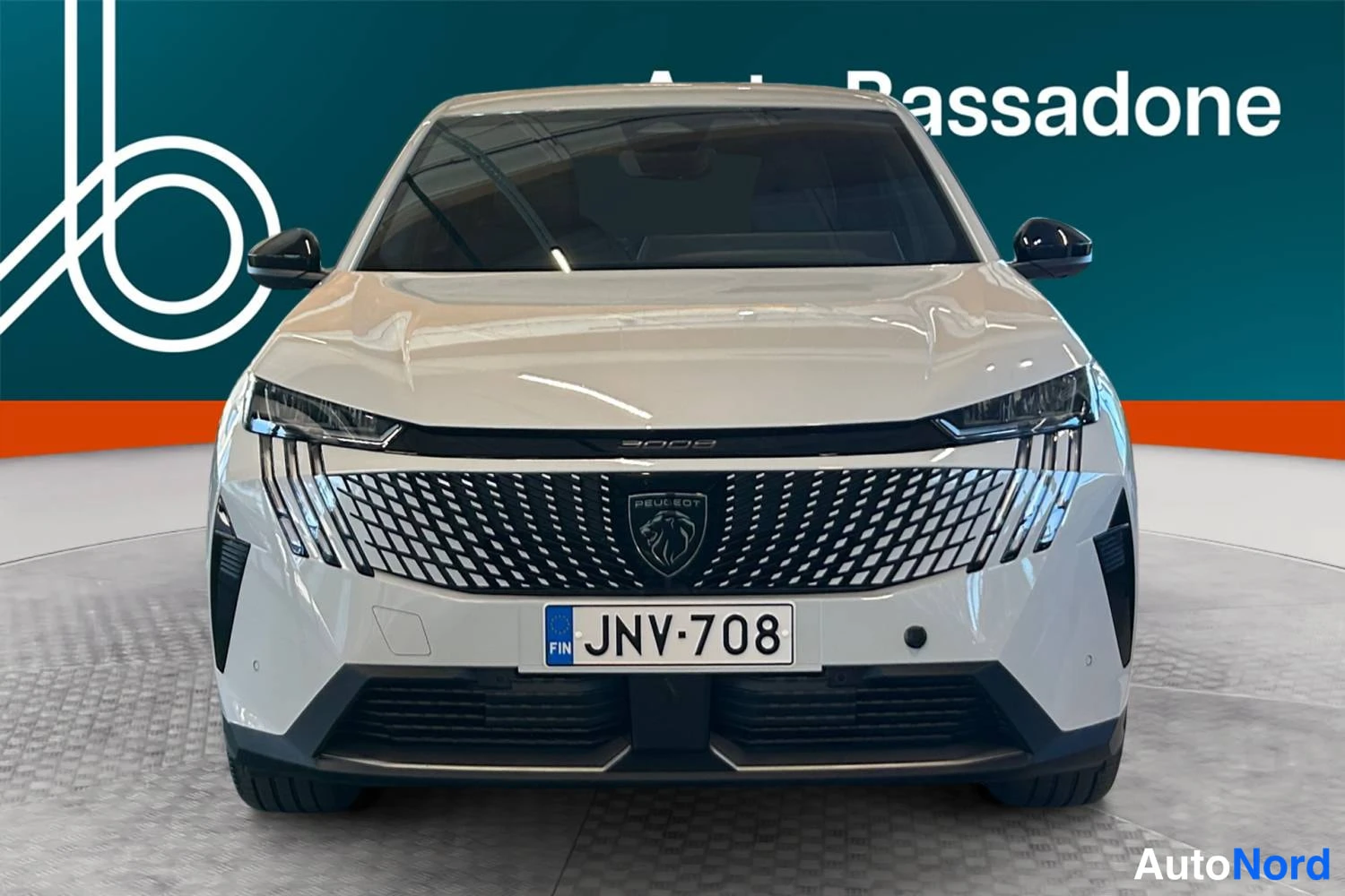 Valkoinen Peugeot 3008 2025, edestä, kuva 4