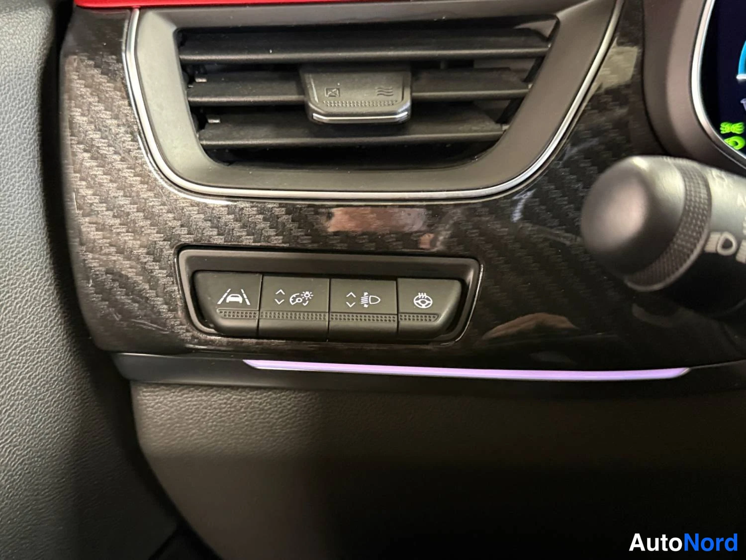 Valkoinen Renault Arkana E-TECH 2023, kuva 21