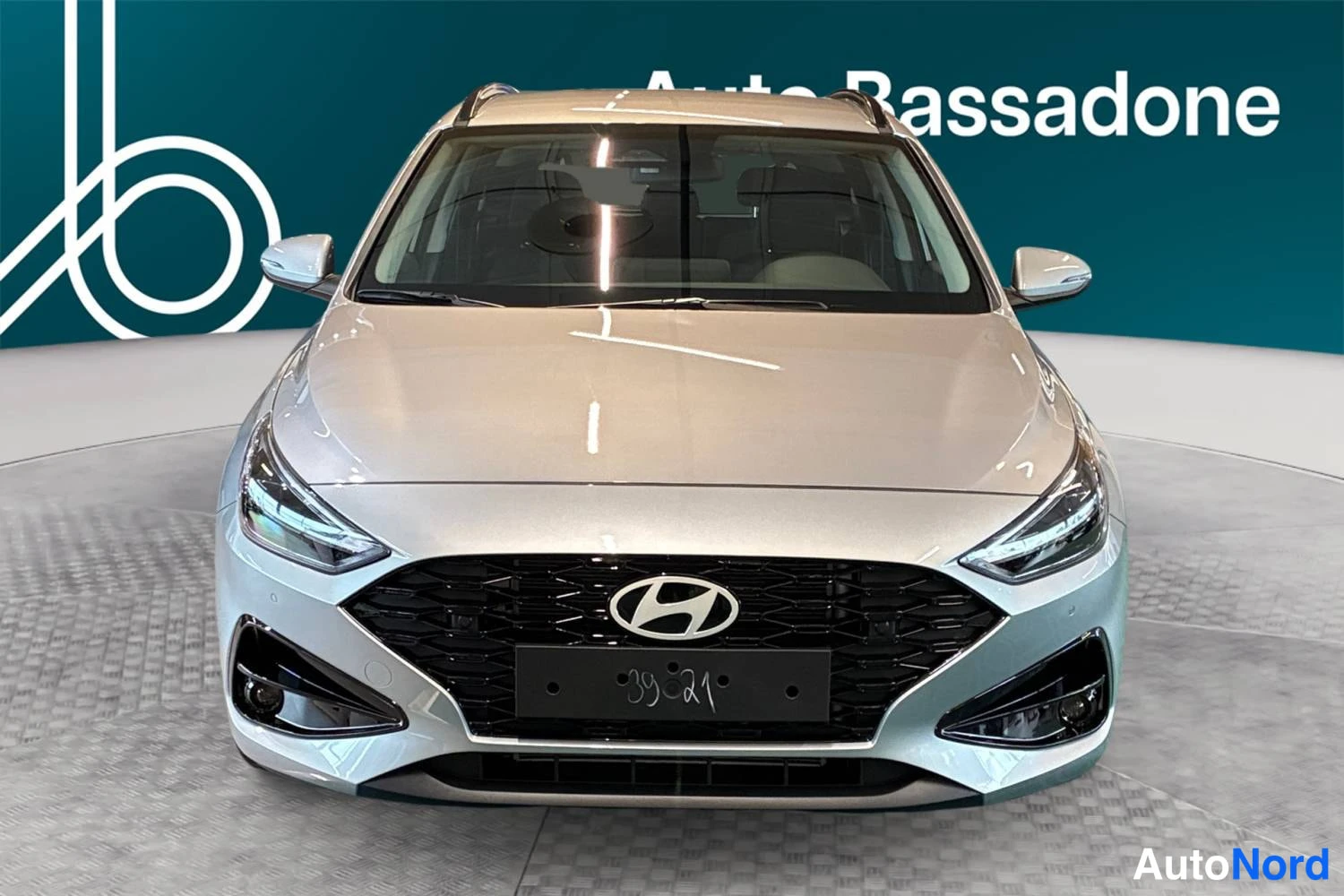 Hopea Hyundai I30 2026, edestä, kuva 3