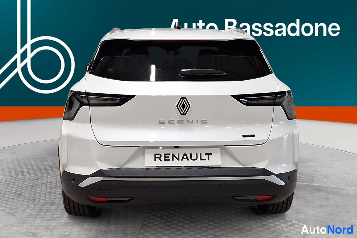 White Renault Scenic E-Tech electric 2026, rear, photo 8