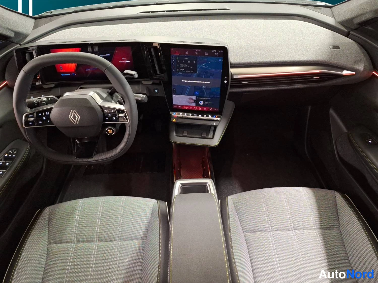 White Renault Scenic E-Tech electric 2026, photo 14