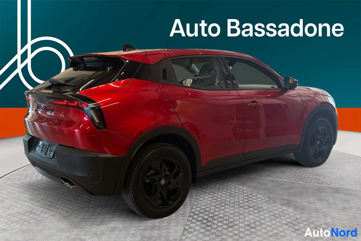 Punainen Alfa Romeo Junior 2026, takaviisto, kuva 7