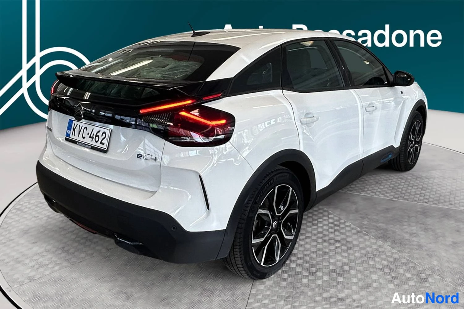 Valkoinen Citroen C4 2023, takaviisto, kuva 7
