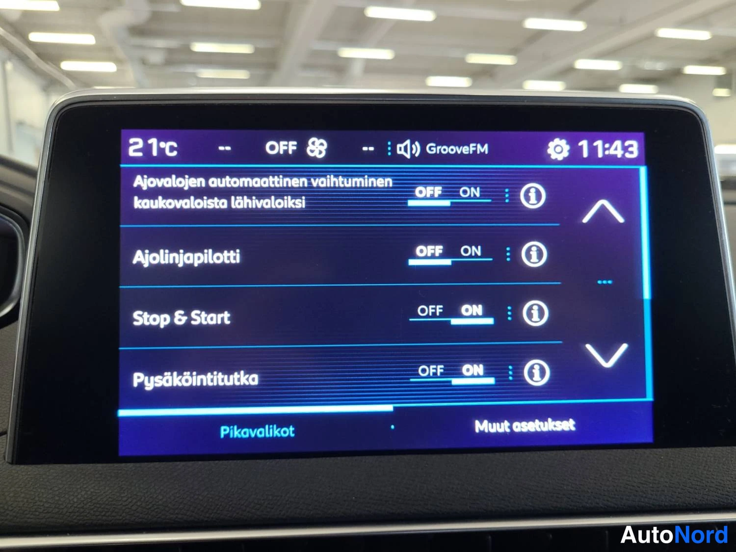 Musta Peugeot 3008 2017, kuva 21