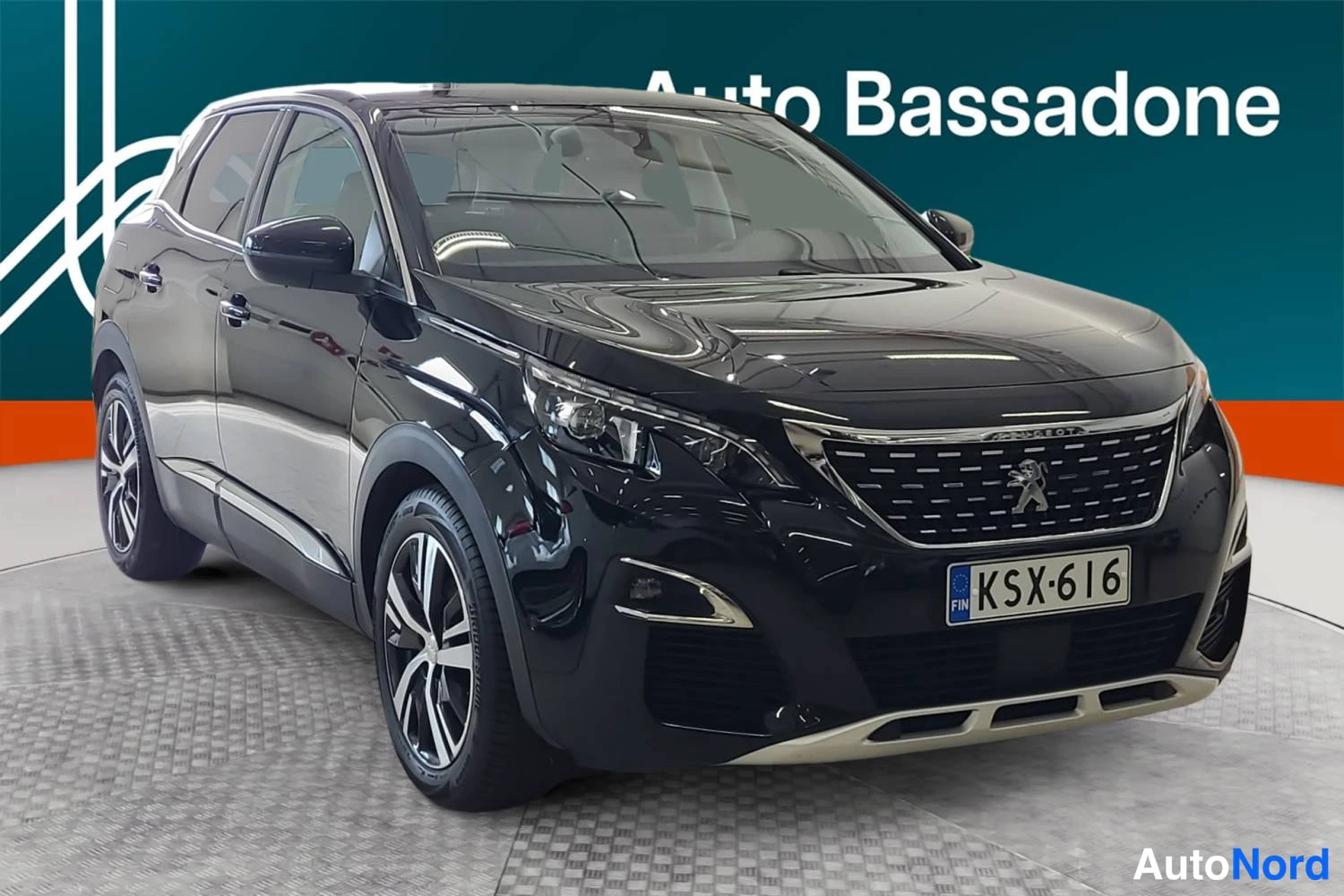 Musta Peugeot 3008 2017, etuviisto, keula oikealle, kuva 2