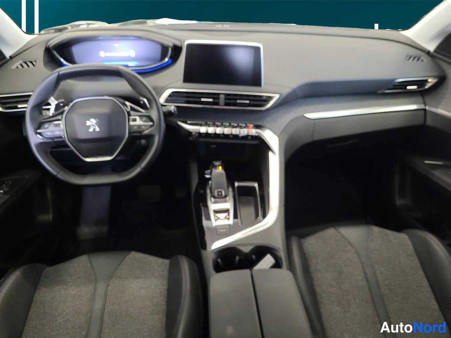 Musta Peugeot 3008 2017, kuva 10