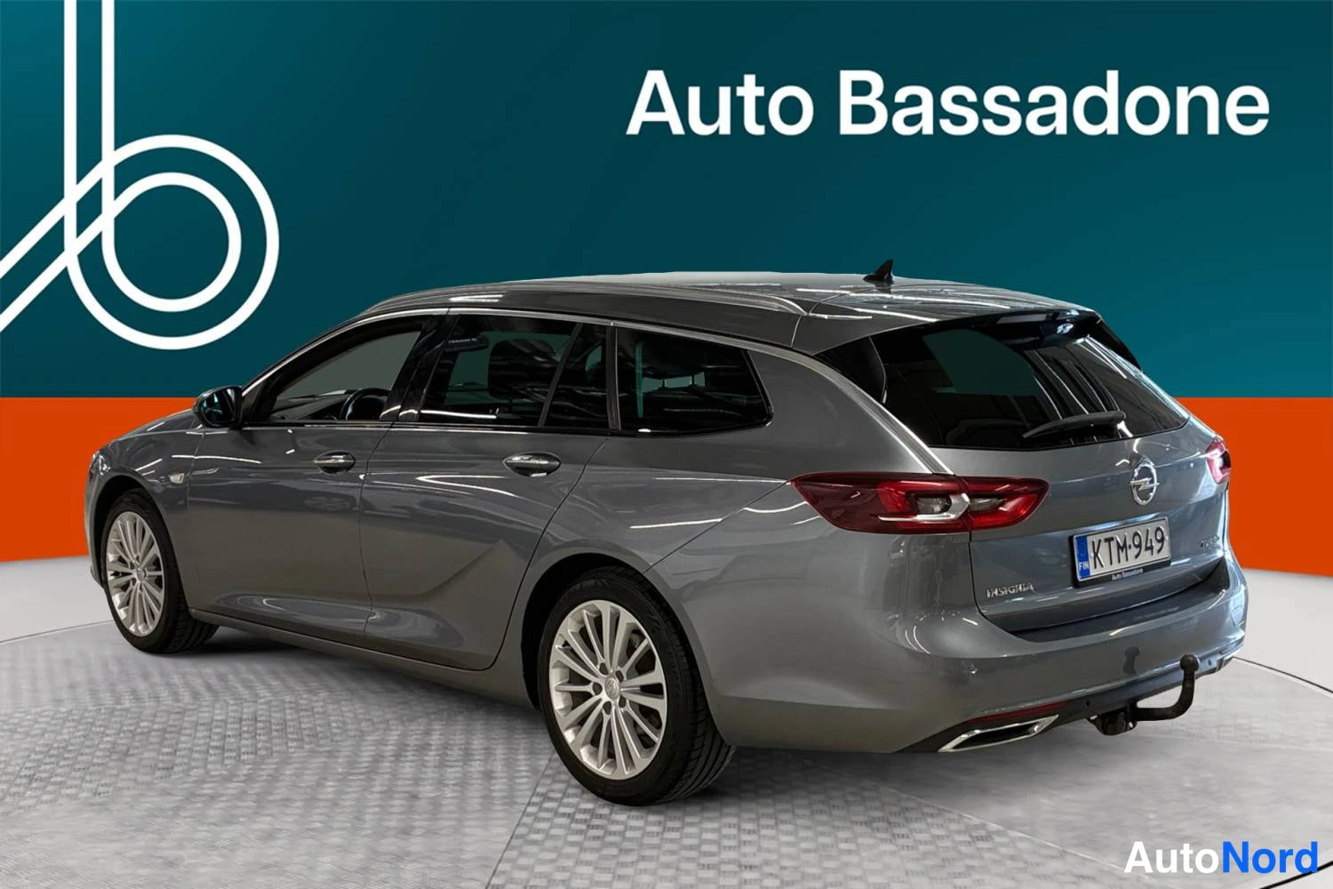 Harmaa Opel Insignia Sports Tourer 2019, takaviisto, kuva 6