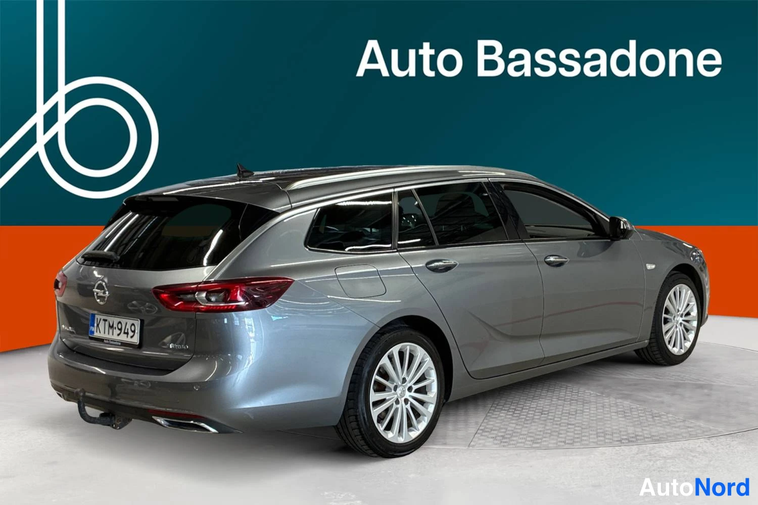 Harmaa Opel Insignia Sports Tourer 2019, takaviisto, kuva 7