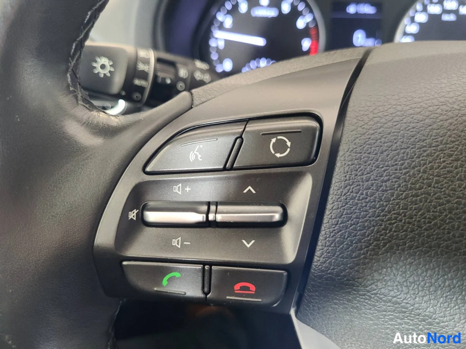 Valkoinen Hyundai I30 2019, kuva 19