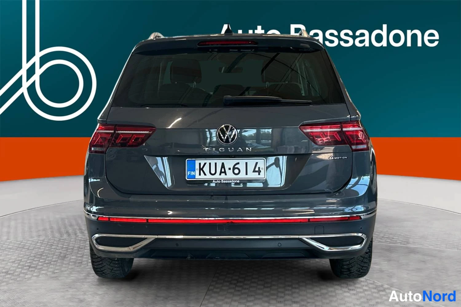 Harmaa Volkswagen Tiguan 2021, takaa, kuva 8