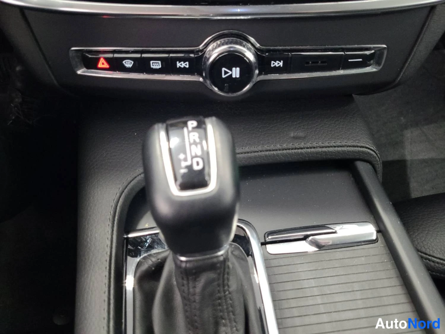 Harmaa Volvo V90 2019, kuva 21