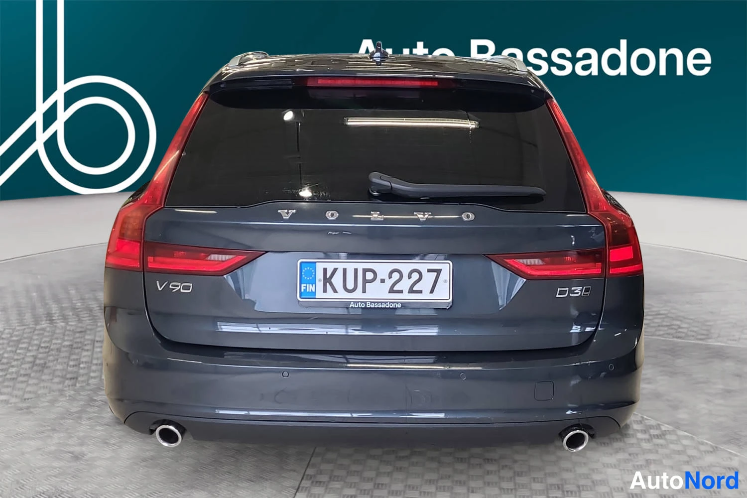 Harmaa Volvo V90 2019, takaa, kuva 8