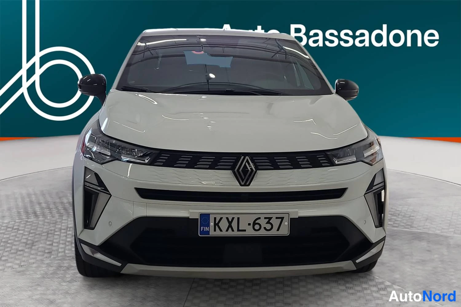 Valkoinen Renault Symbioz 2026, edestä, kuva 4