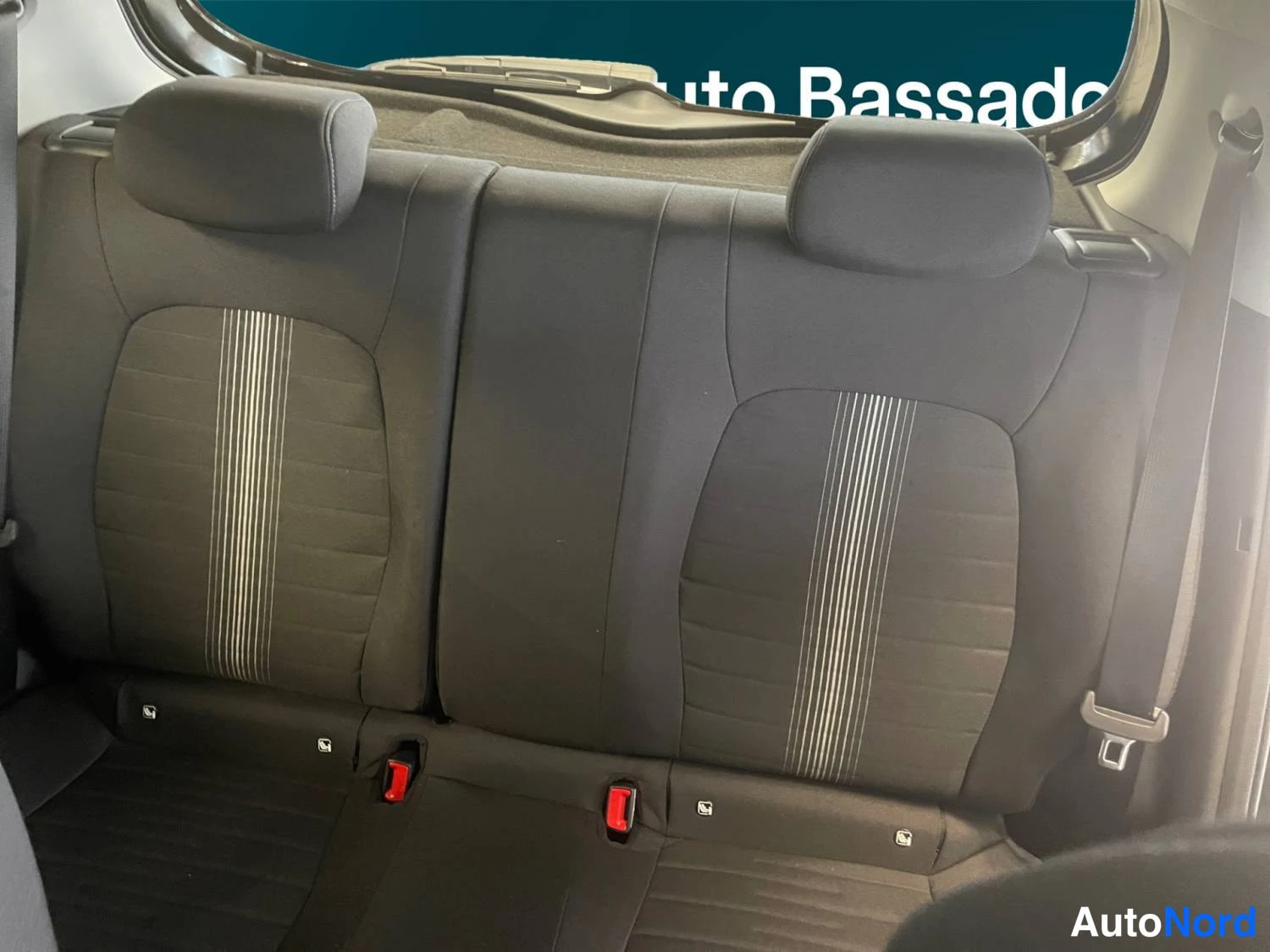 Musta Hyundai I10 2025, kuva 13