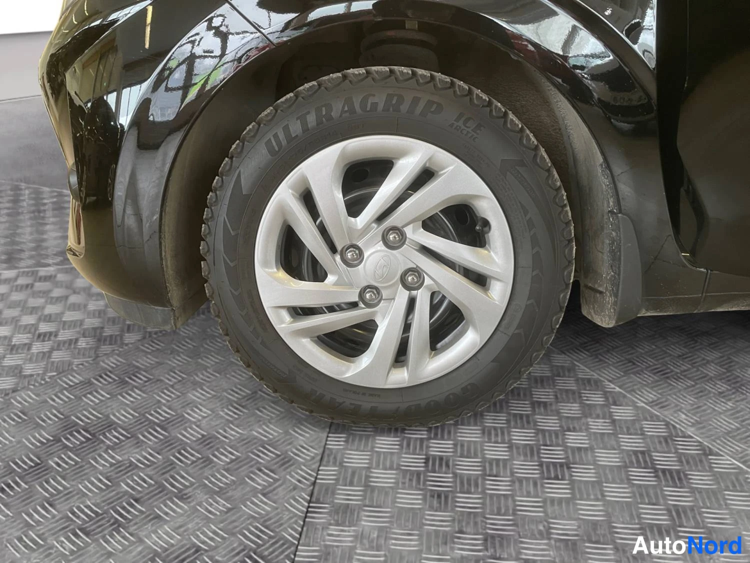 Musta Hyundai I10 2025, kuva 14