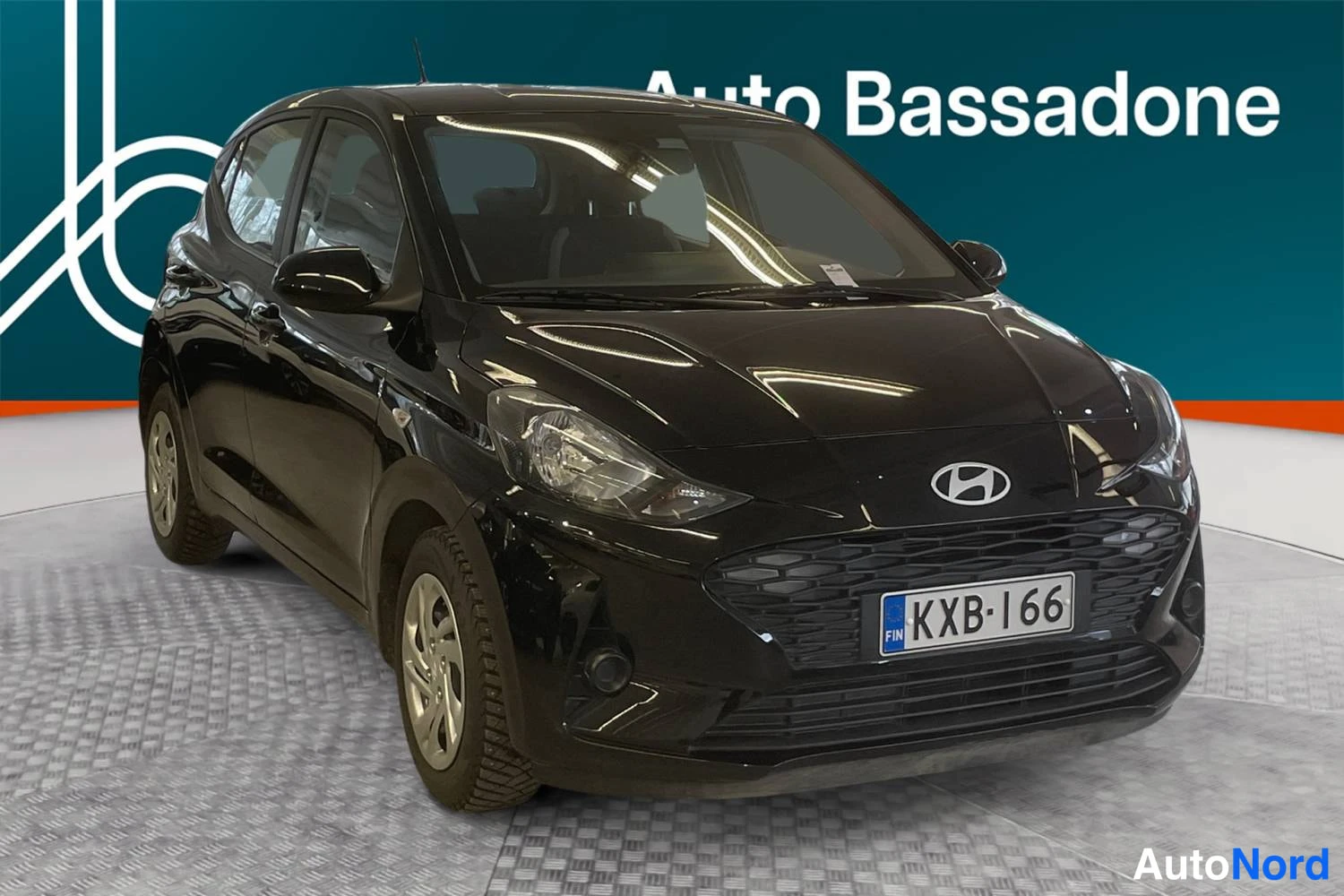 Musta Hyundai I10 2025, etuviisto, keula oikealle, kuva 6