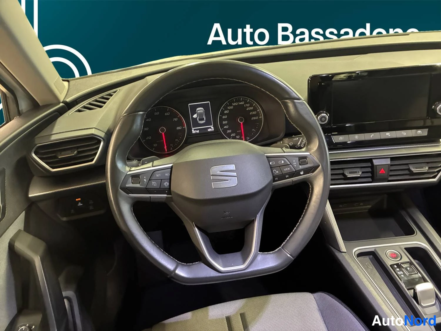 Valkoinen Seat Leon sportstourer 2021, kuva 28