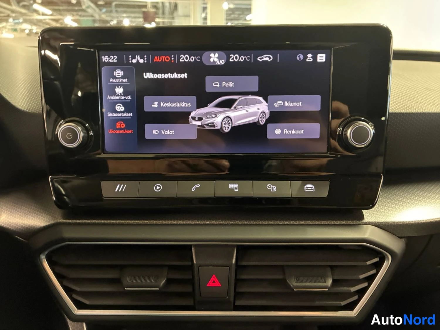 Valkoinen Seat Leon sportstourer 2021, kuva 20