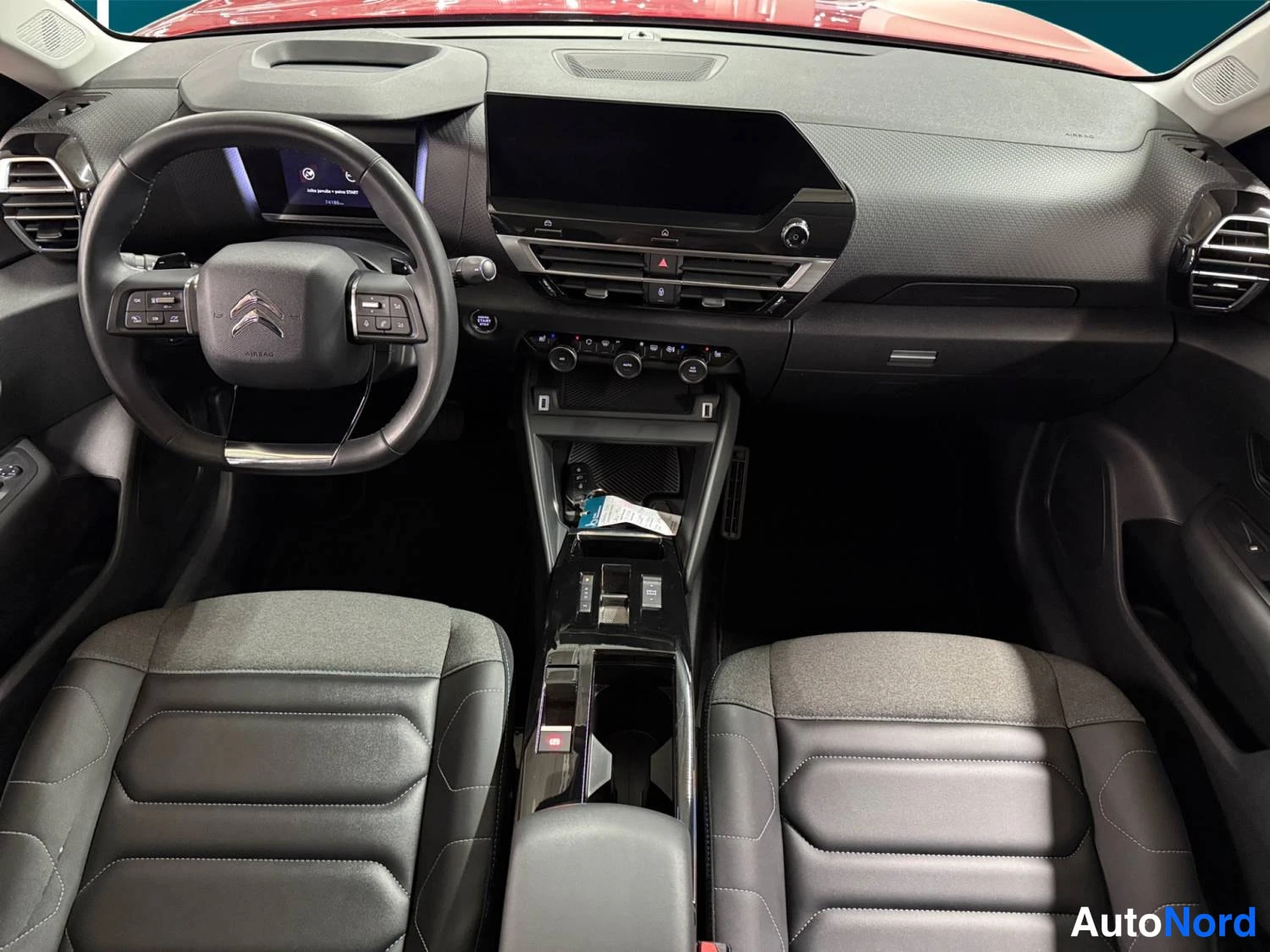 Punainen Citroen C4 2021, kuva 13