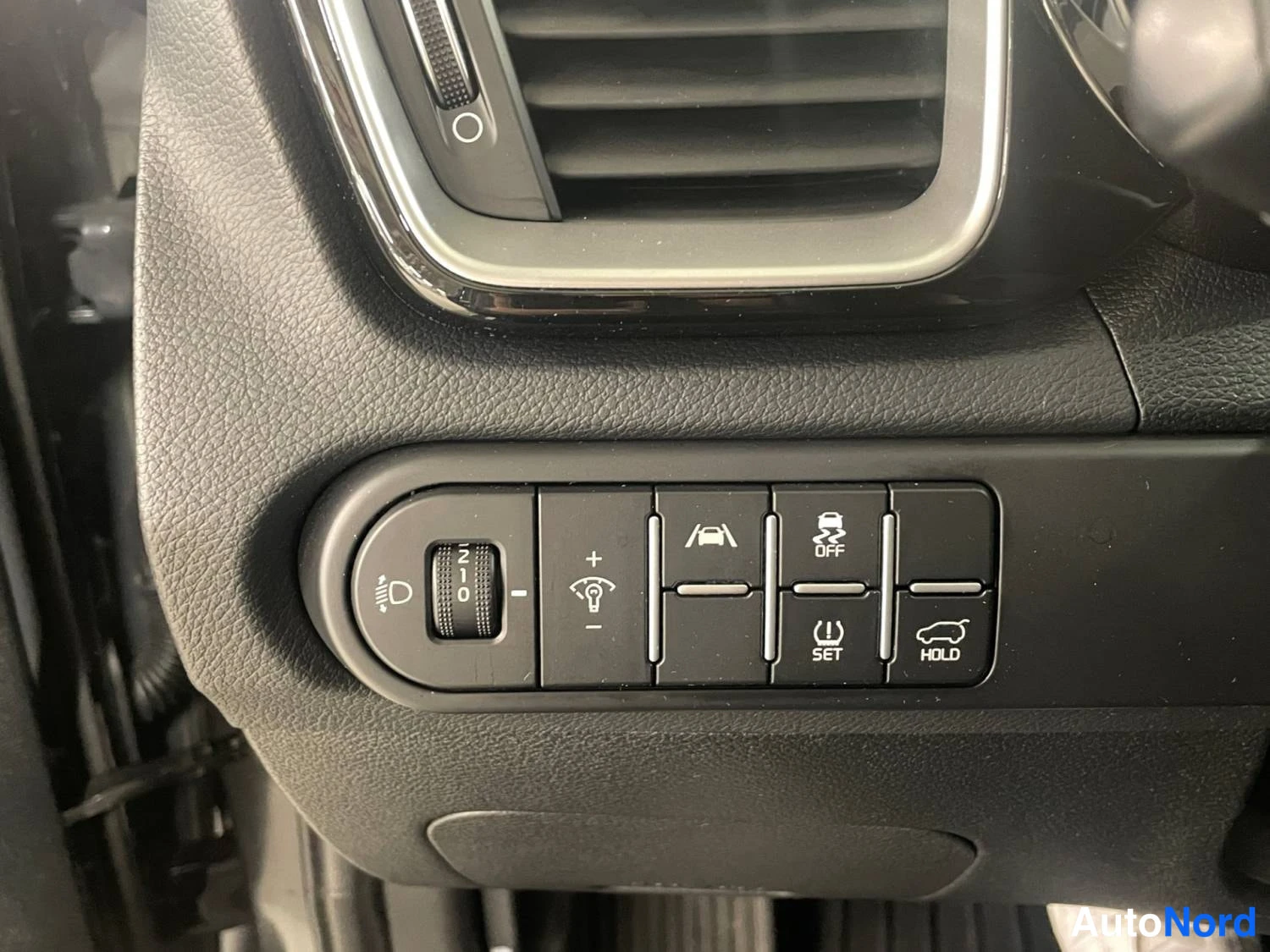 Harmaa Kia Xceed 2023, kuva 19