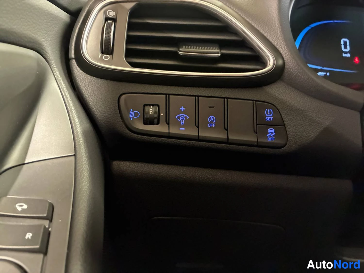 Punainen Hyundai I30 2024, kuva 26