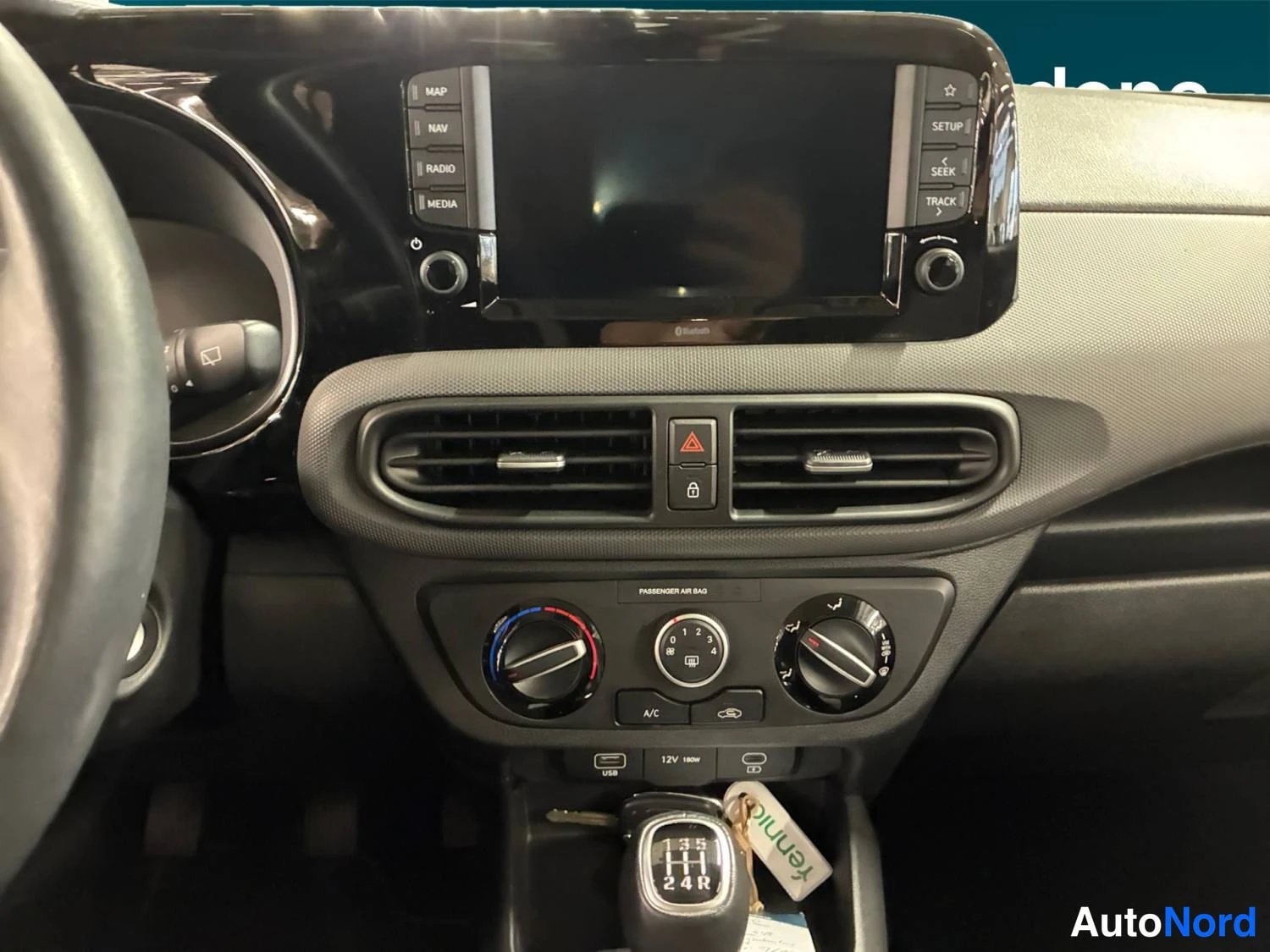 Harmaa Hyundai I10 2024, kuva 13