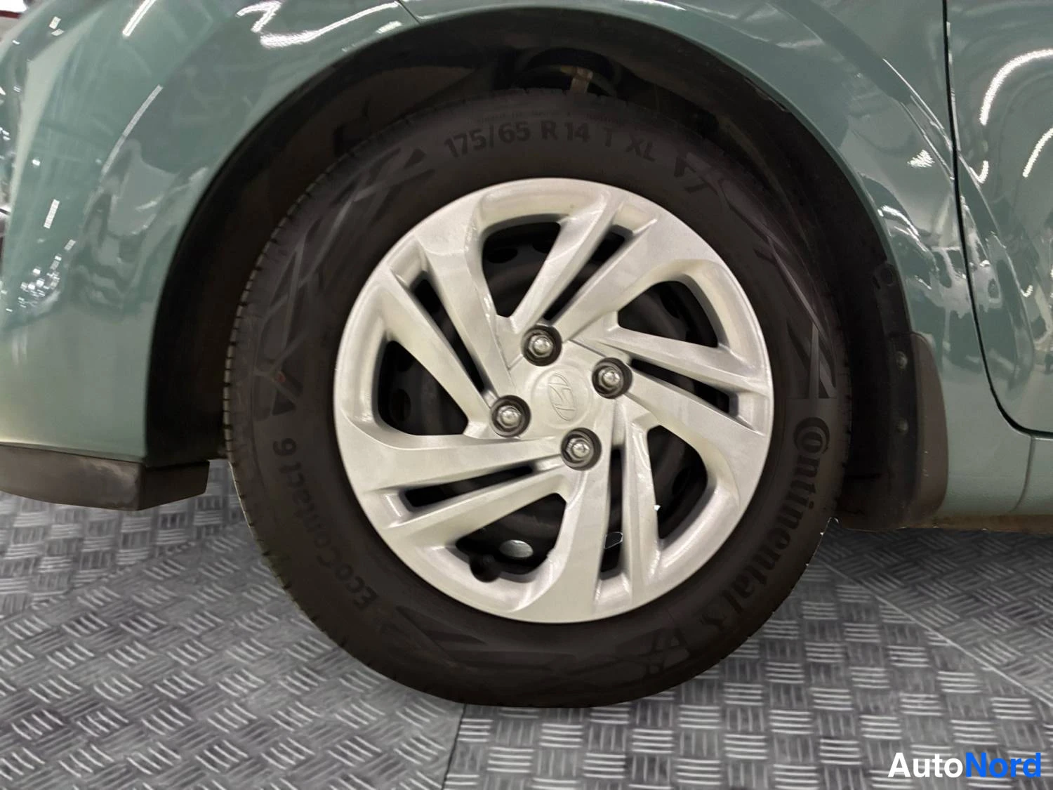 Harmaa Hyundai I10 2024, kuva 16